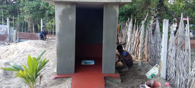 மட்டக்களப்பு களுவங்கேணி பிரதேசத்தில் மலசலகூடம் அமைத்து கொடுக்கப்பட்டமை